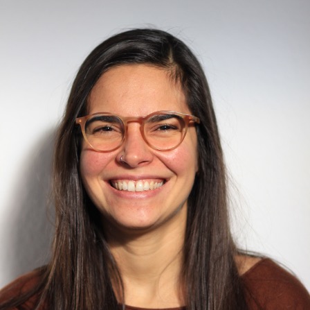 Dr. Julianna Carvalho Oliveira